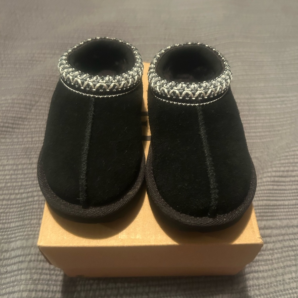 Uggs Tasman Slipper